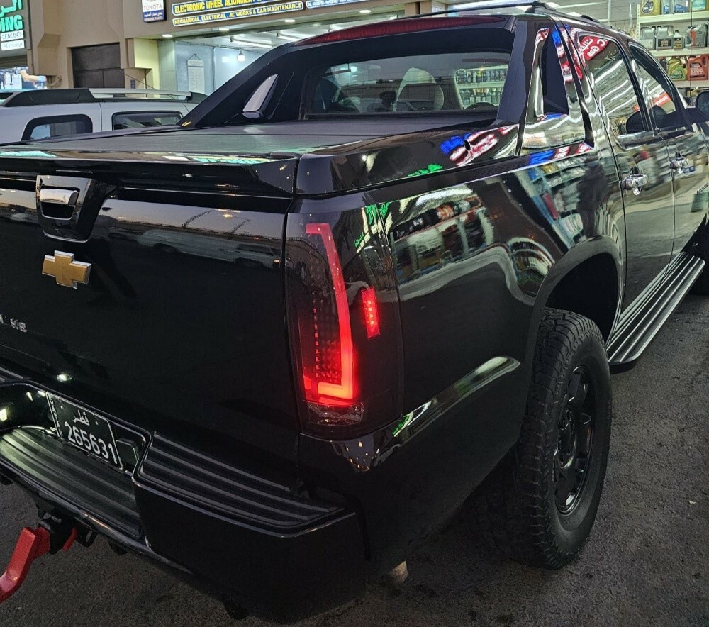 cheverlet avalanche 2013 — photo 5 for sale in Qatar