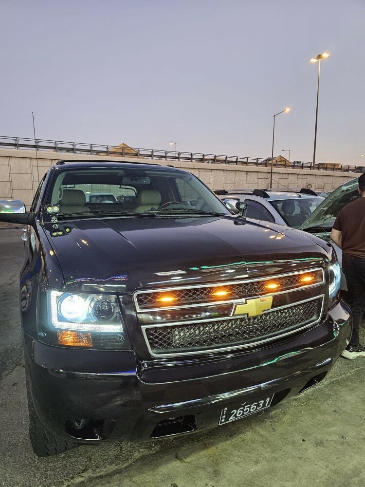 cheverlet avalanche 2013 — photo 3 for sale in Qatar