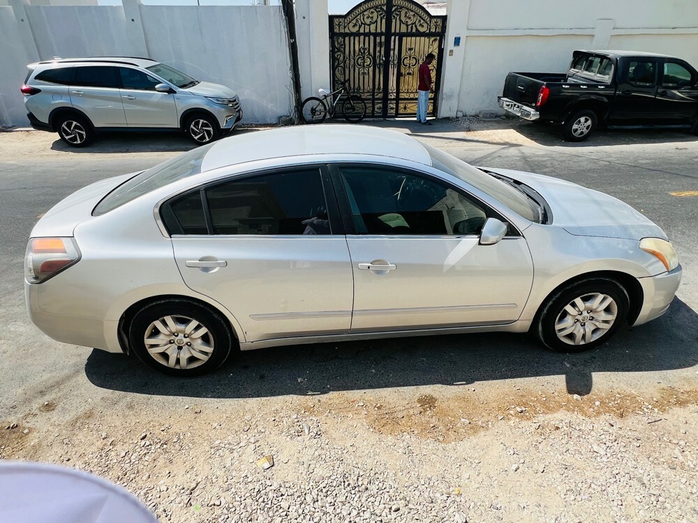 Nissan Altima — photo 8 for sale in Qatar