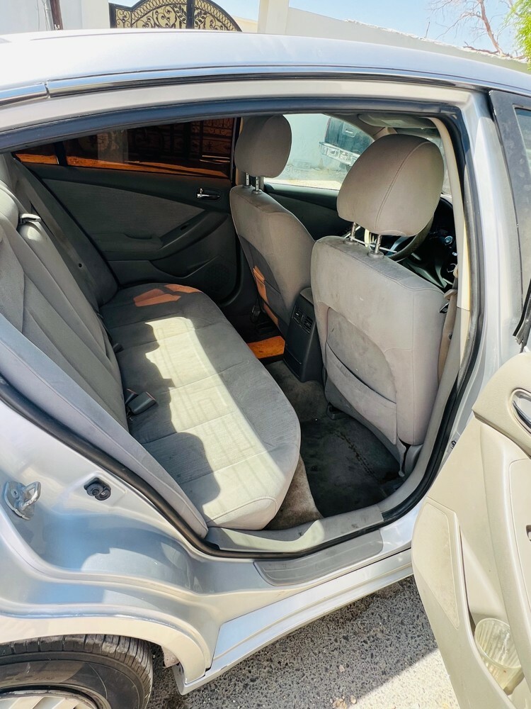 Nissan Altima — photo 9 for sale in Qatar