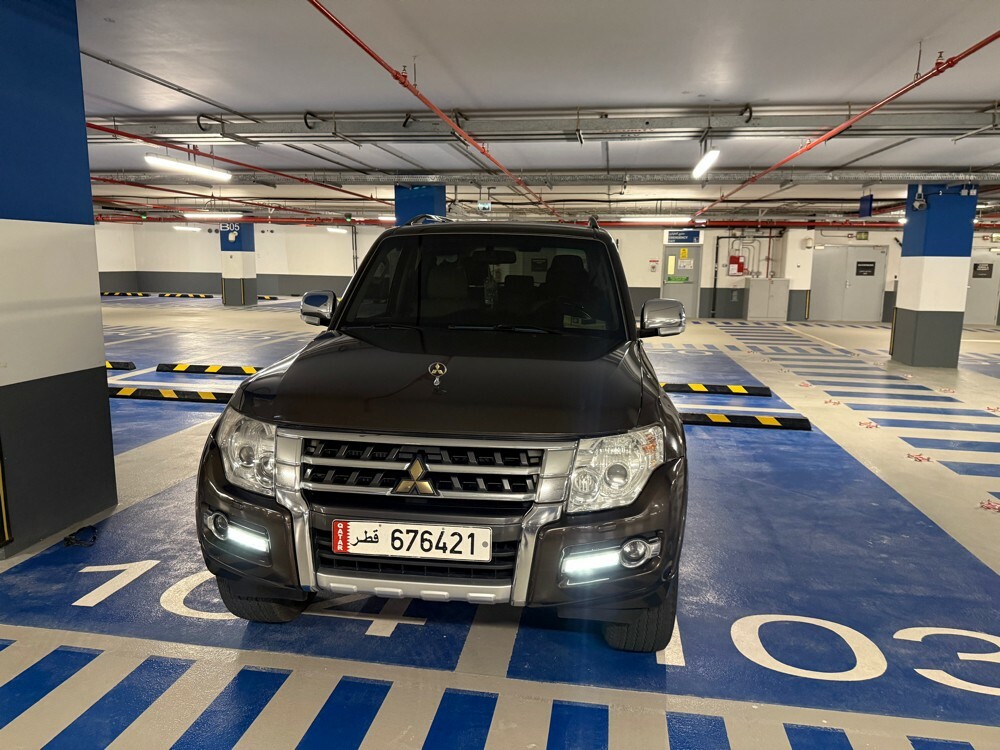 Pajero 2020 Gold edition — photo 3 for sale in Qatar