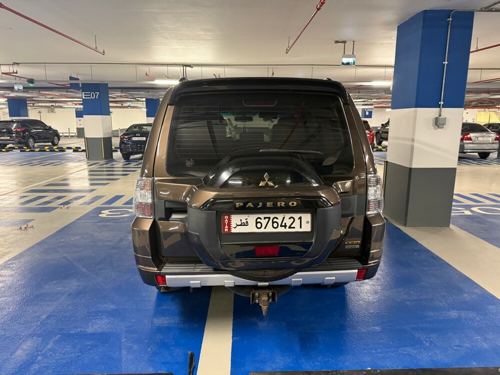 Pajero 2020 Gold edition — photo 2 for sale in Qatar