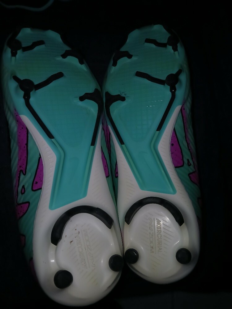 Nike shoes - 3