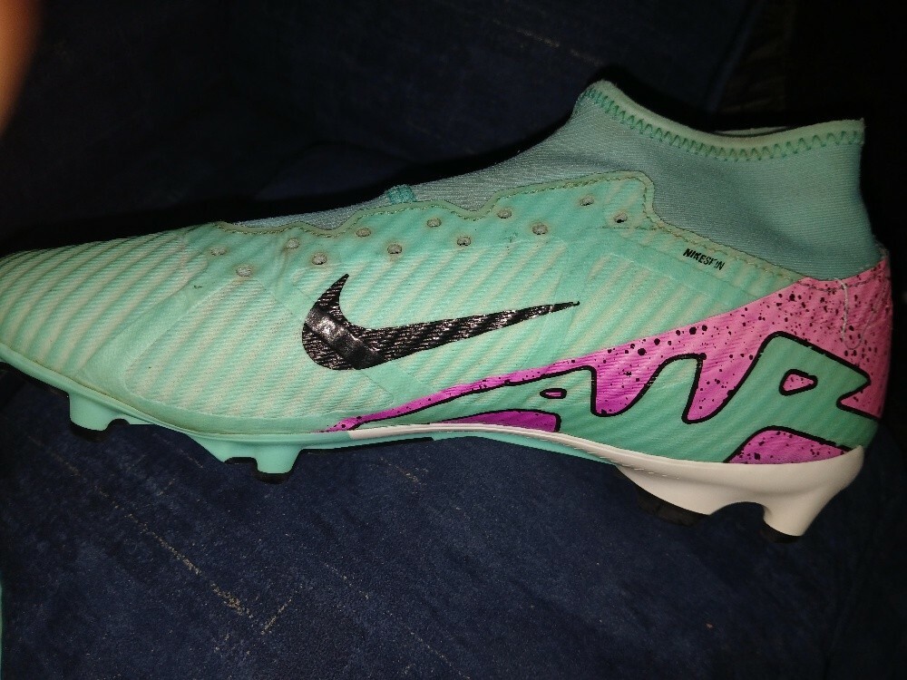 Nike shoes - 4