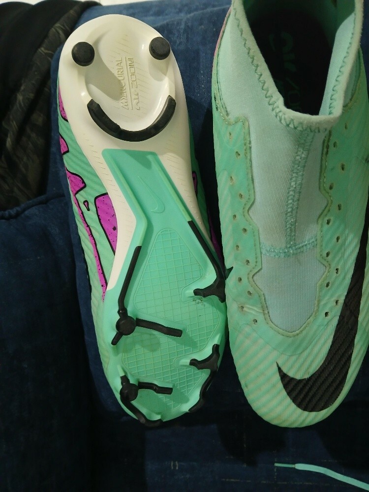 Nike shoes - 2
