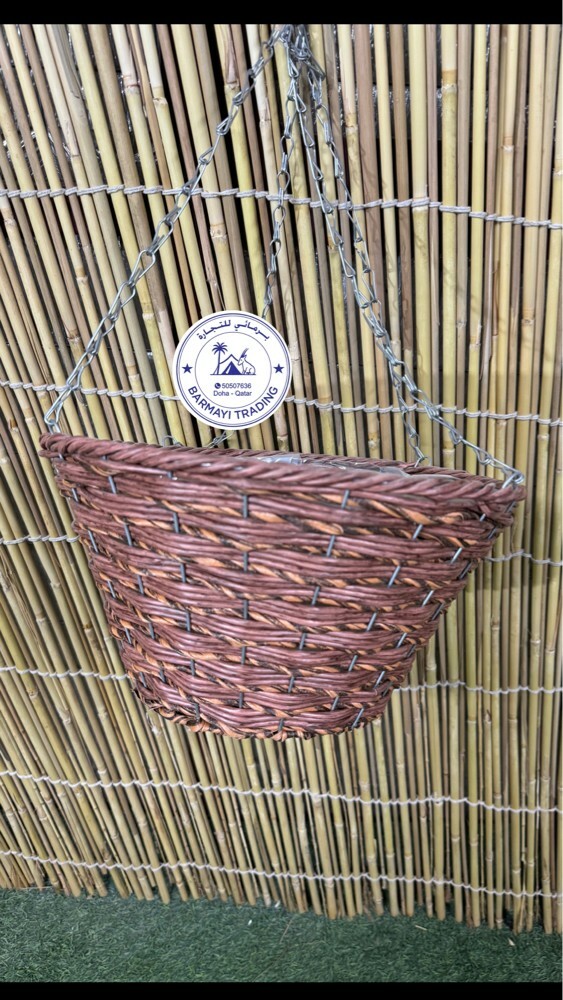 Palm leaf baskets and trays. - 1