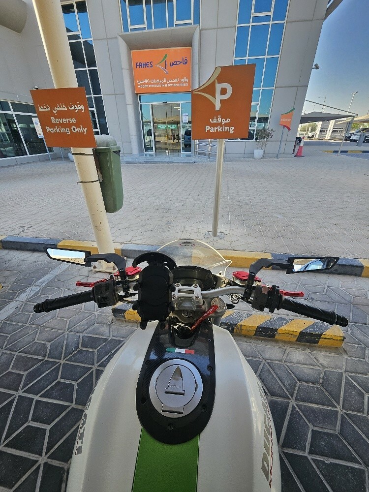 ducati monster 696 abs - 2