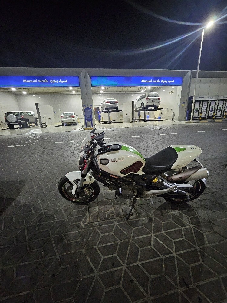 ducati monster 696 abs - 3