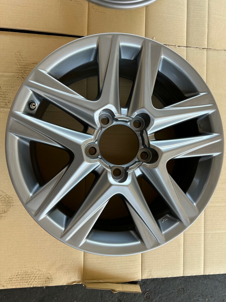 For sale ring lexus570 2015 model - 3