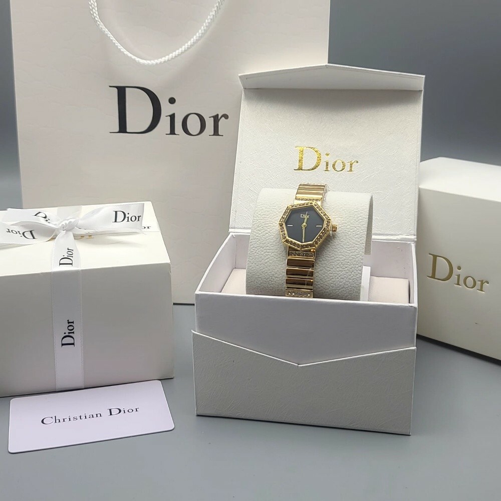 هدية فاخرة من ديور كشخة الساعات - 15
