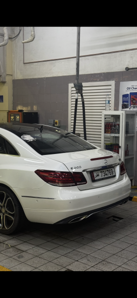Mercedes-Benz E-Class E200 COUPE - 6
