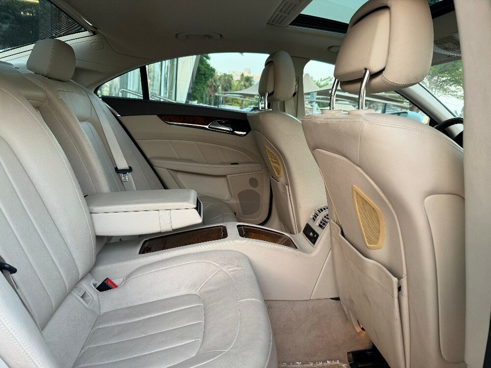 Mercedes CLS 400 2015 — photo 10 for sale in Qatar