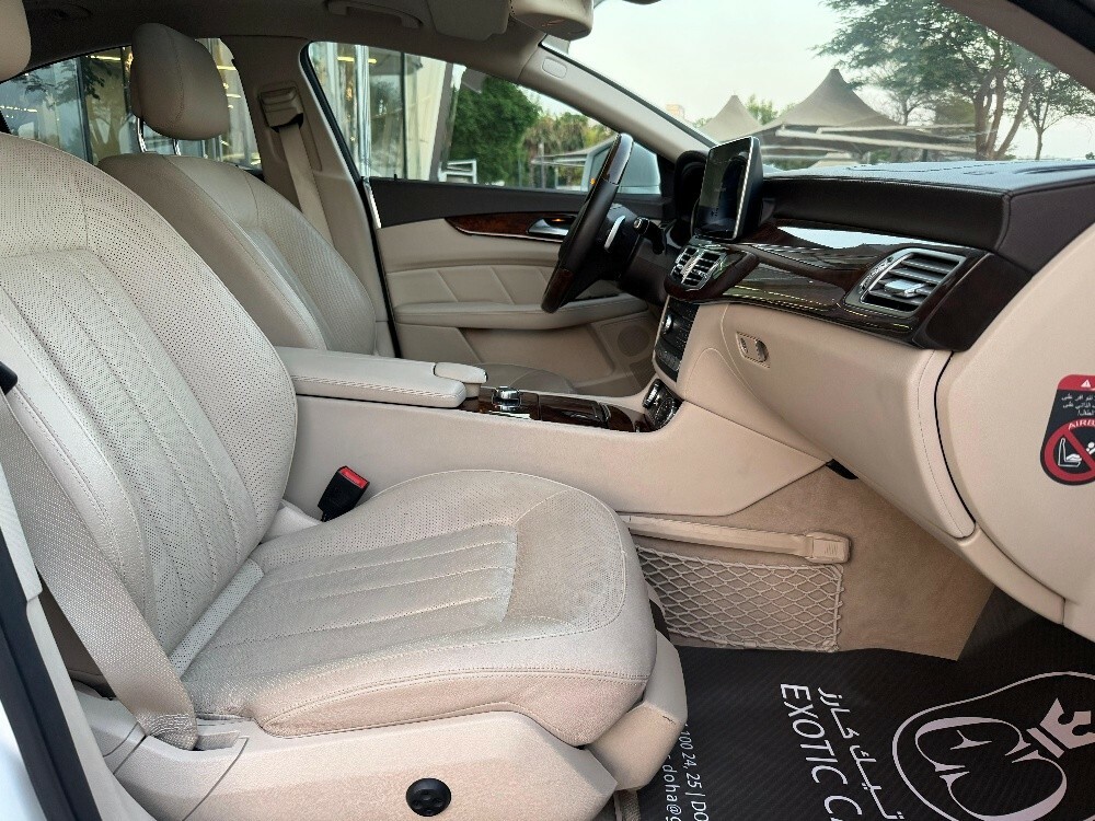 Mercedes CLS 400 2015 — photo 9 for sale in Qatar