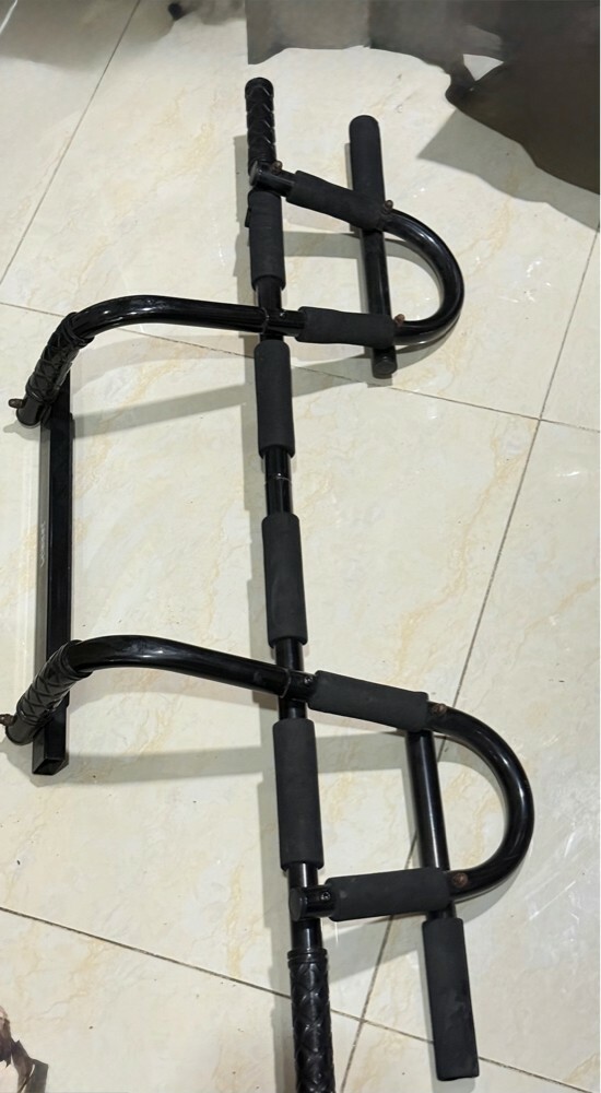 door gym pull up bar - 1