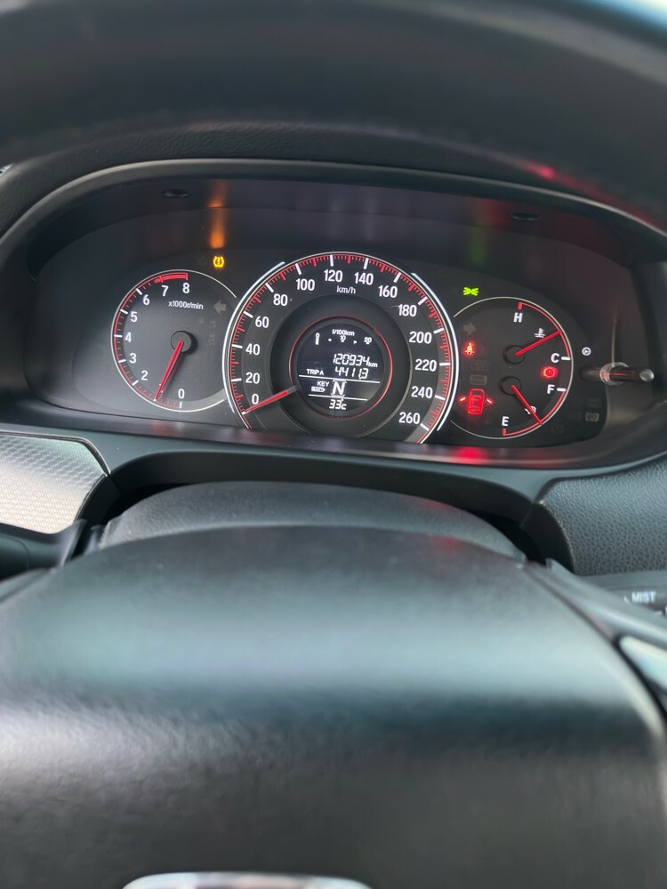 Honda accord coupe - 9