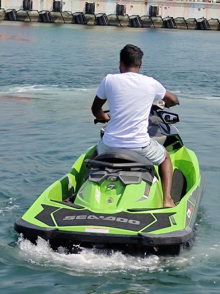 jet ski - 1