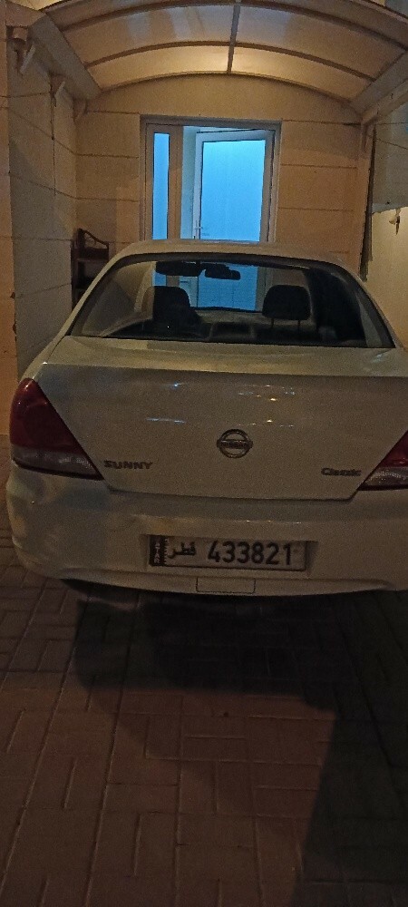 nissan sunny Japan 10 model - 1