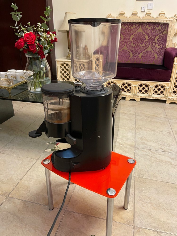مطحنة قهوة إيطالية - 3