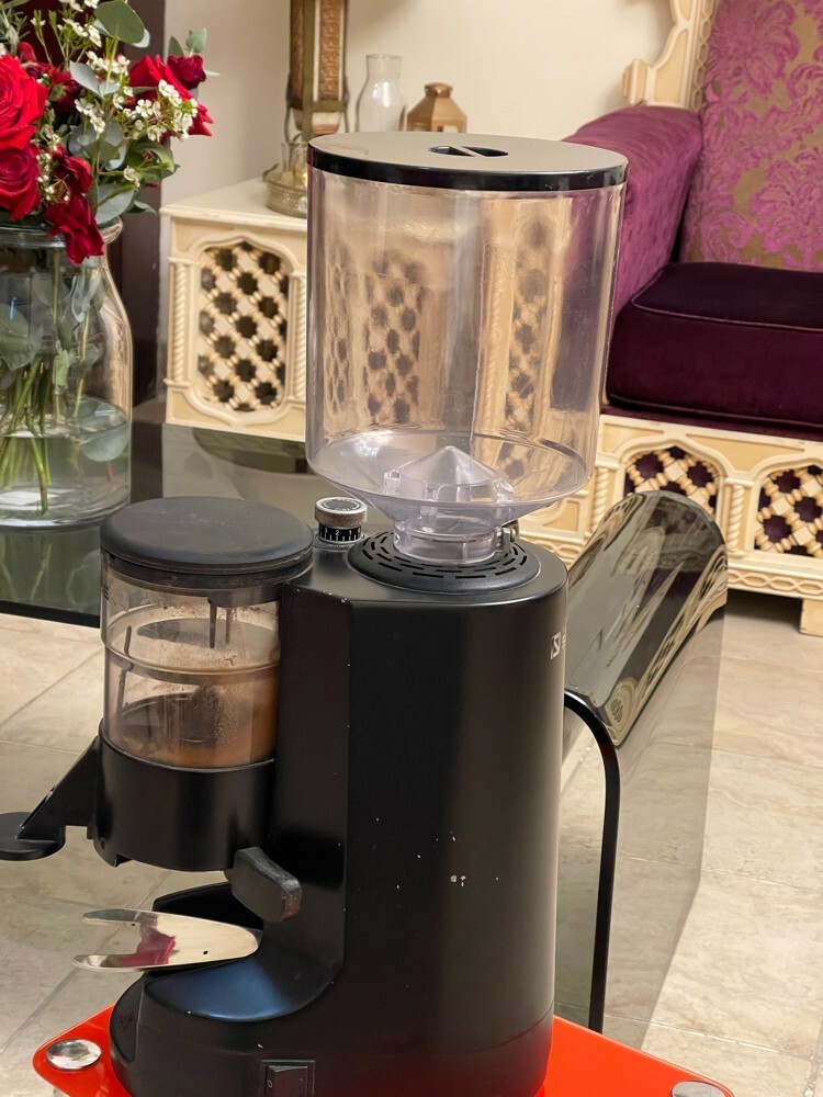 مطحنة قهوة إيطالية - 1