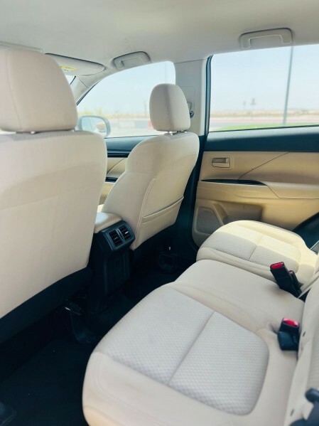 Mitsubishi/outlander2020 - 2
