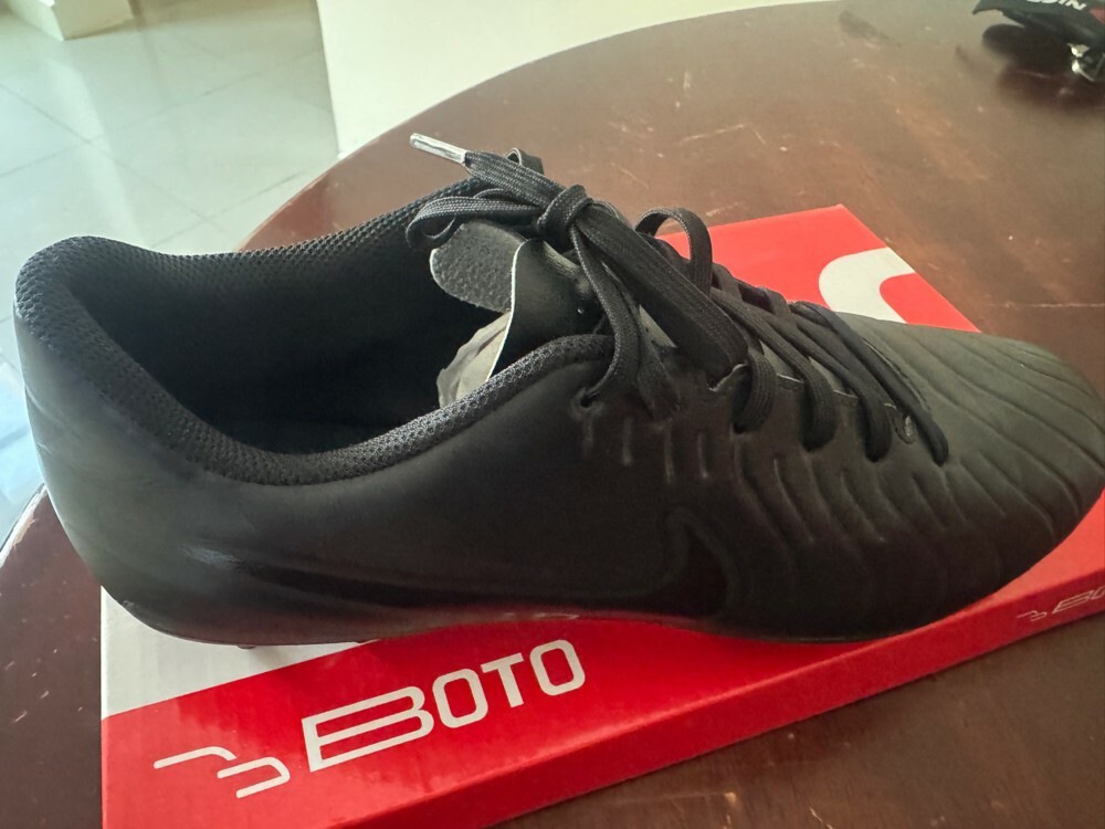 Nike football shoes - 3