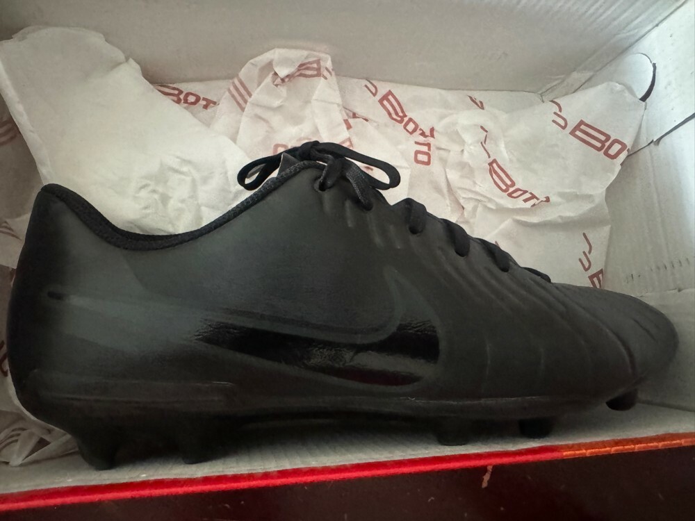 Nike football shoes - 2