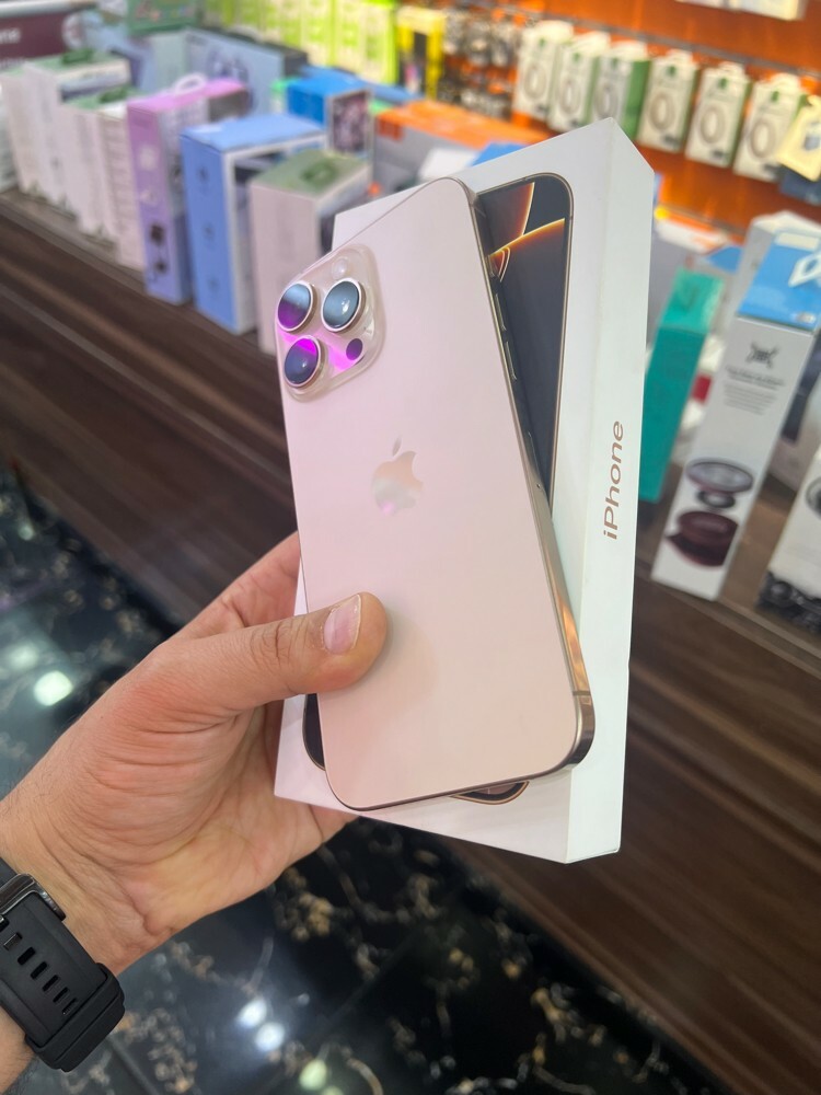 16 برو ماكس 256 صحراوي - 3
