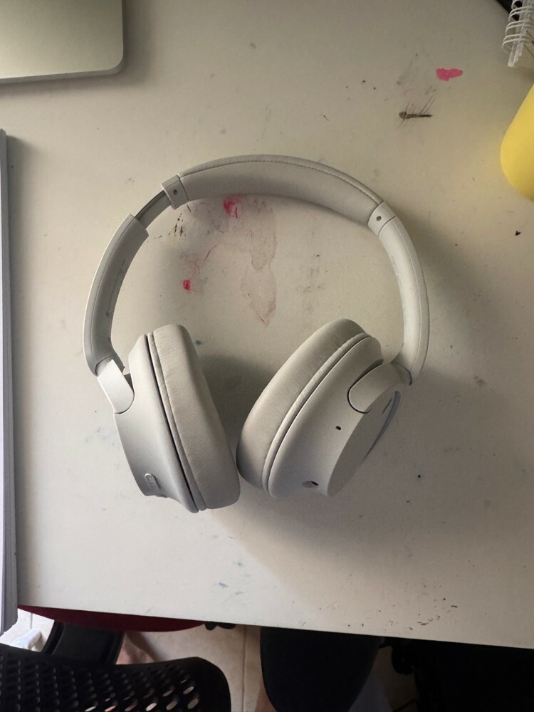Sony headphones - 2