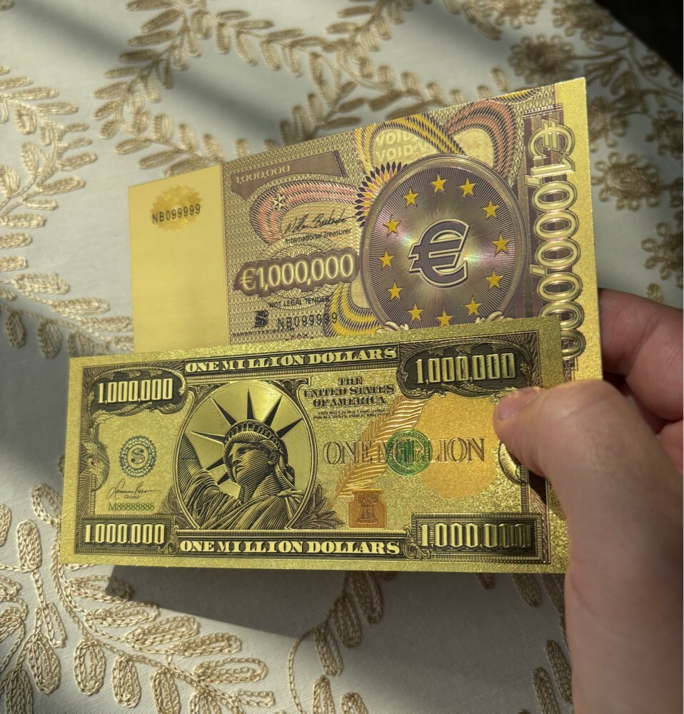 souvenir golden banknotes - 1