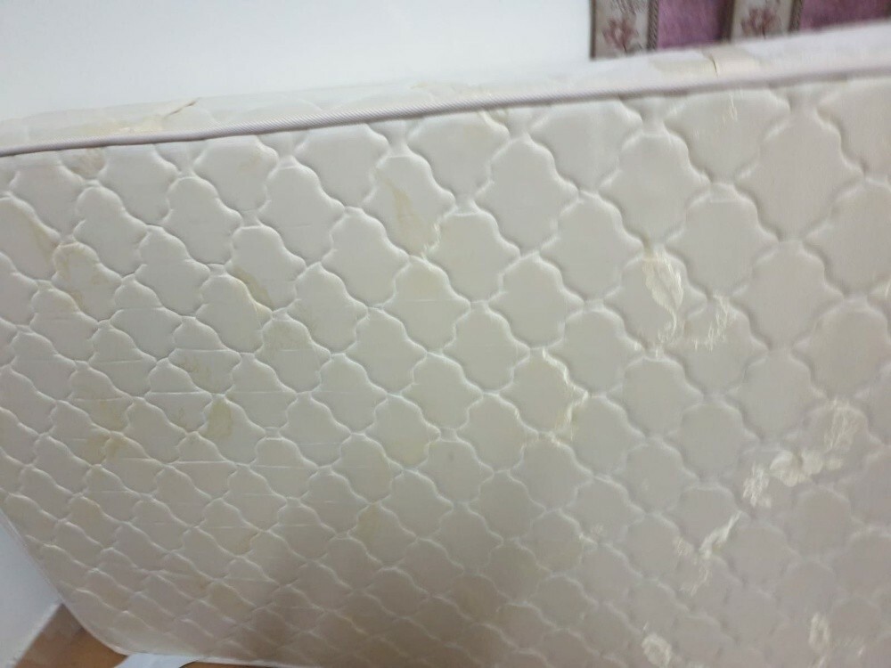 Almost new wide single bed - 2