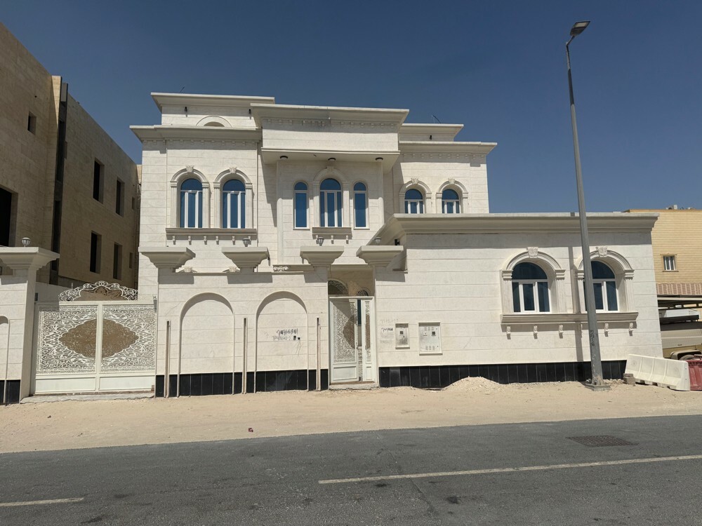 للبيع فيلا بالوكير فاخرة - 1