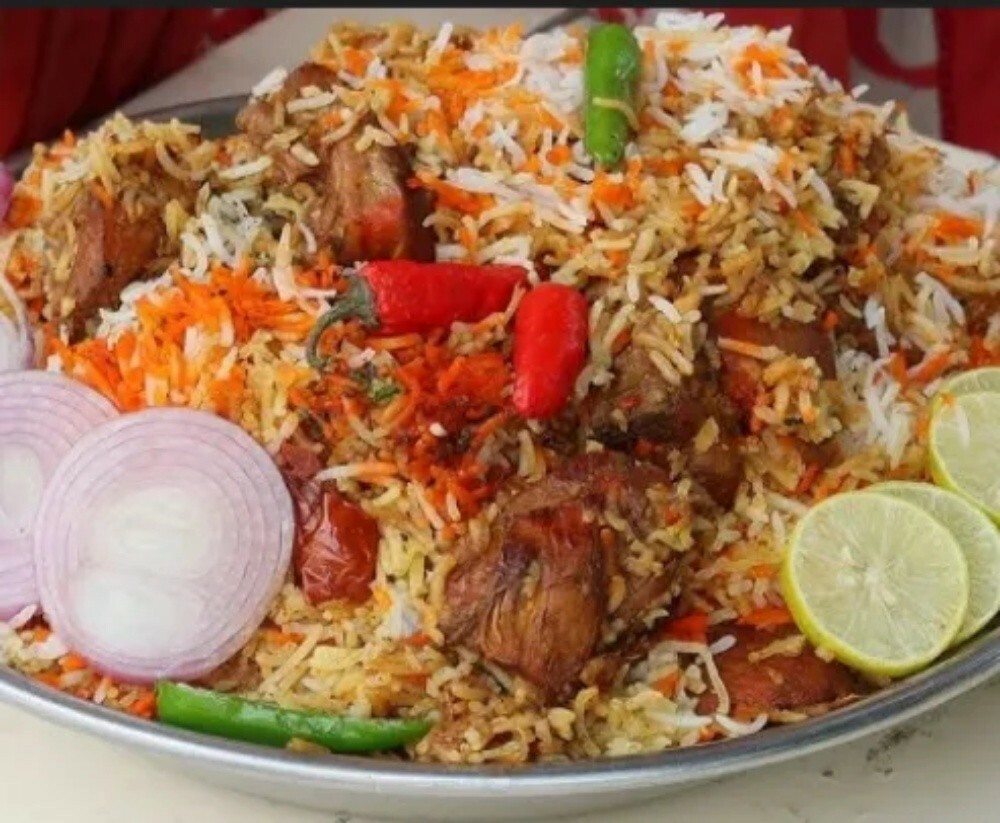 طباخة و جليسة اطفال - 1