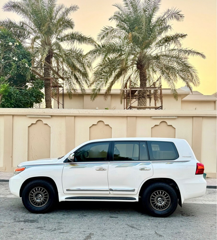 Land Cruiser,clean, 2015 - 2