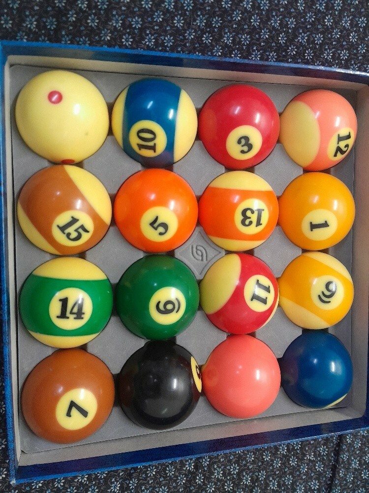 بيليرد بولز - 1