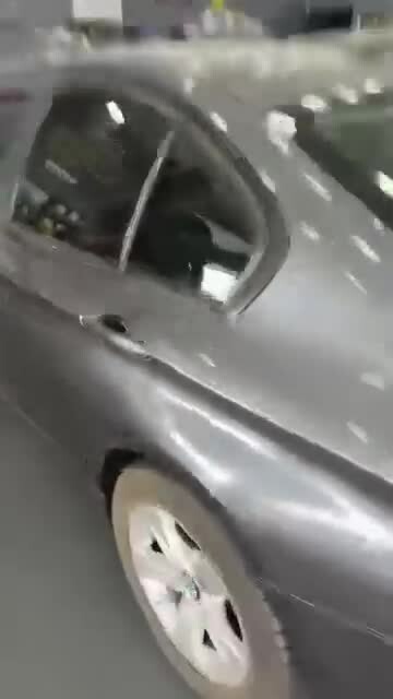 بي ام دبليو 320 أي - 9
