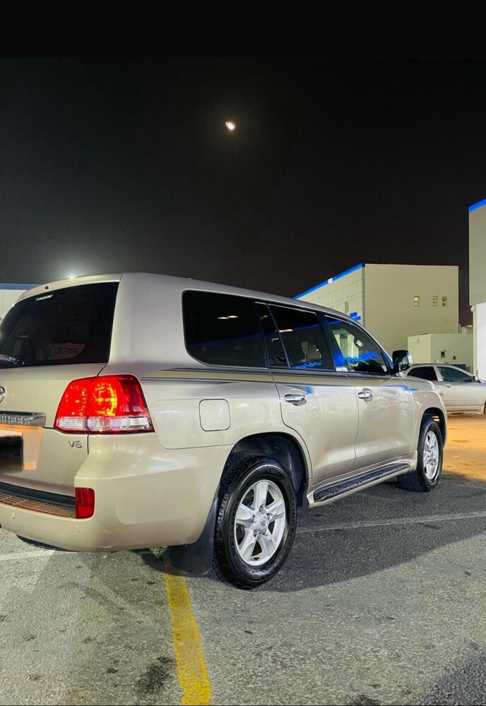 Land Cruiser VXR 2010  - 9
