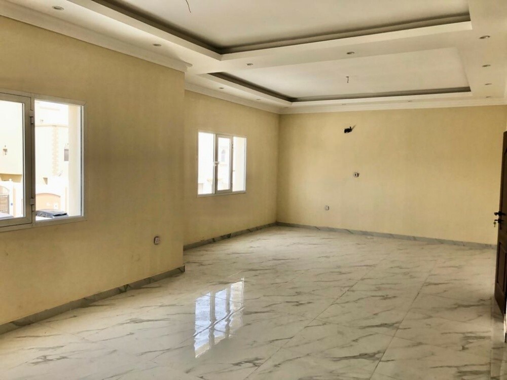 بيت للبيع بسعر مغري - 3