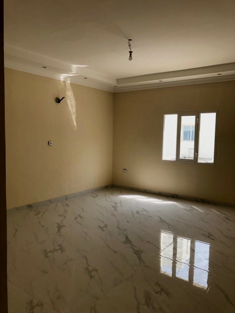 بيت للبيع بسعر مغري - 4