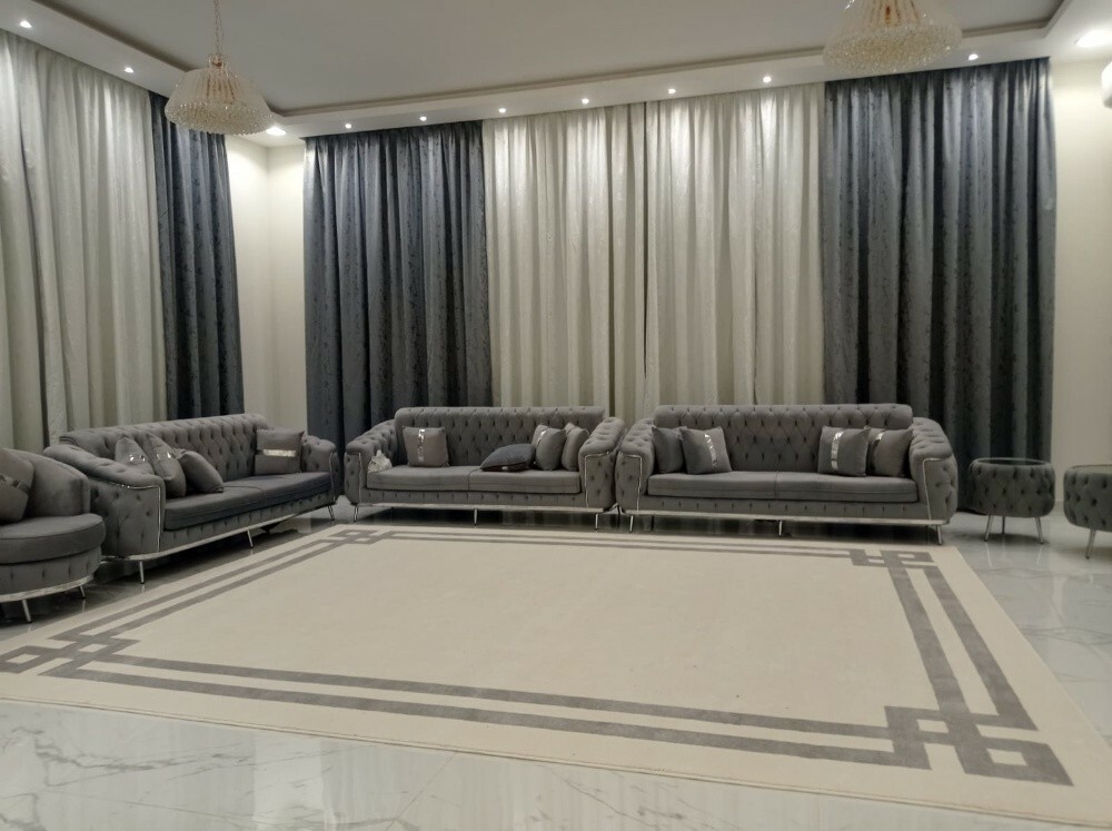 We are making new screen sofa, Fi - 18