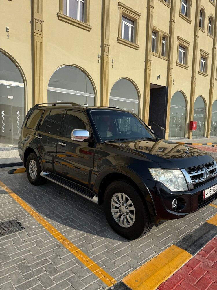 mitsubishi pajero full option2014 - 2