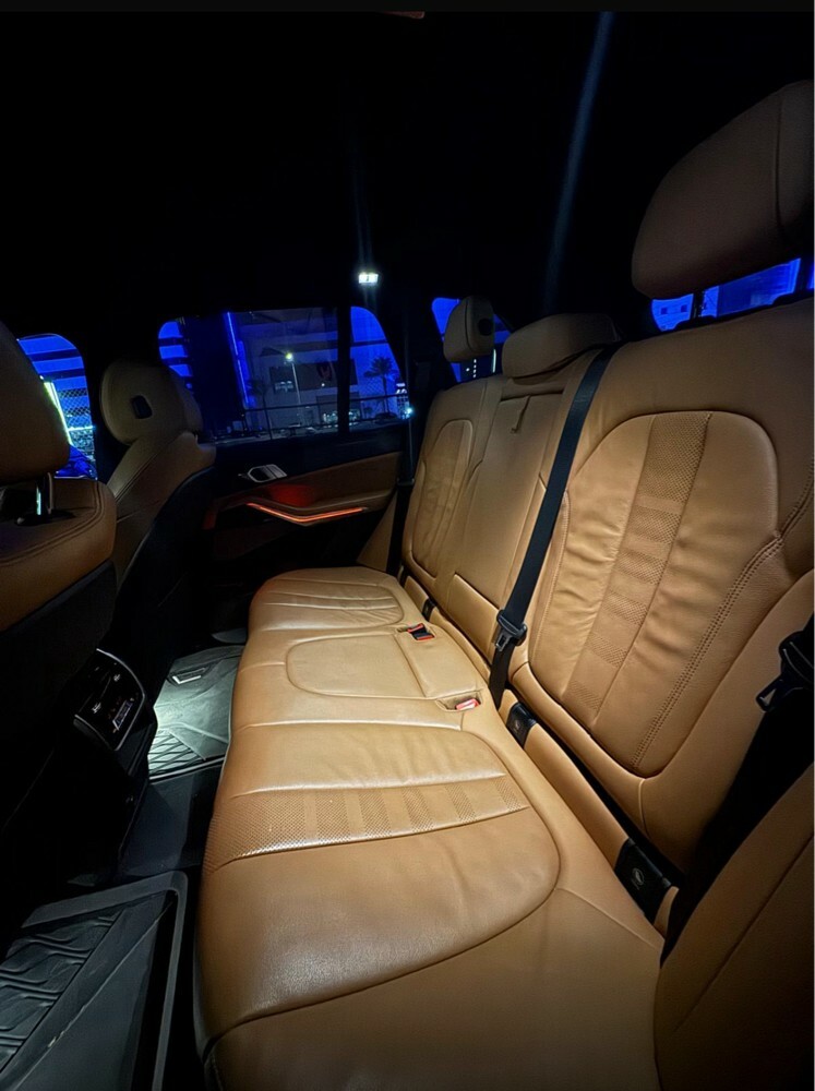 BMW X5M 40i - 12