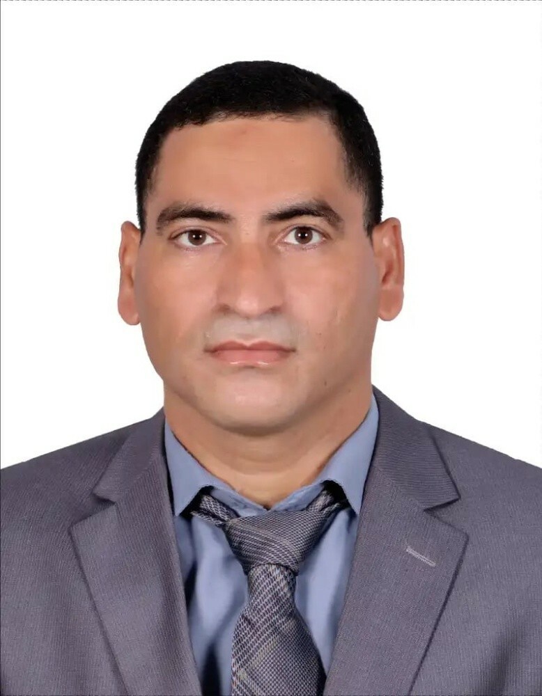استاذ مؤمن - 1