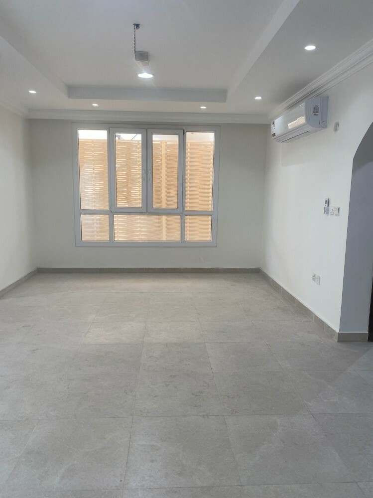 Villas for rent in Al-Marikh and - 8