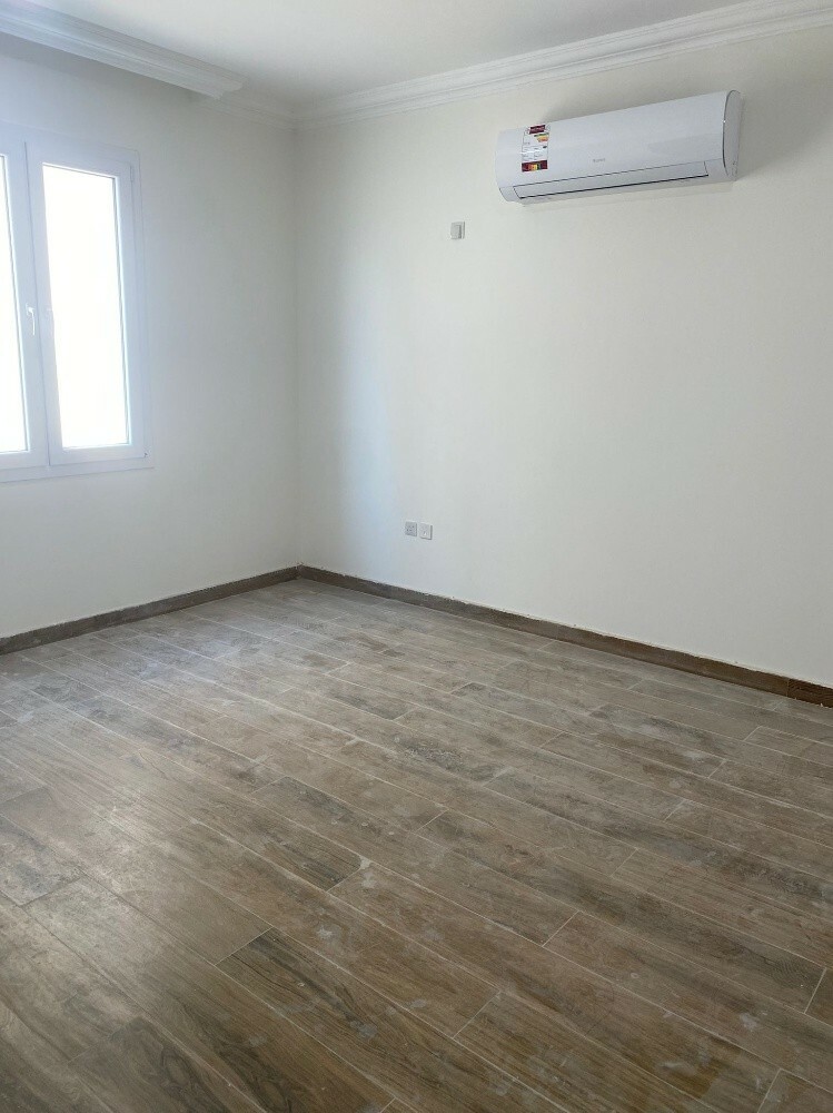 Villas for rent in Al-Marikh and - 10