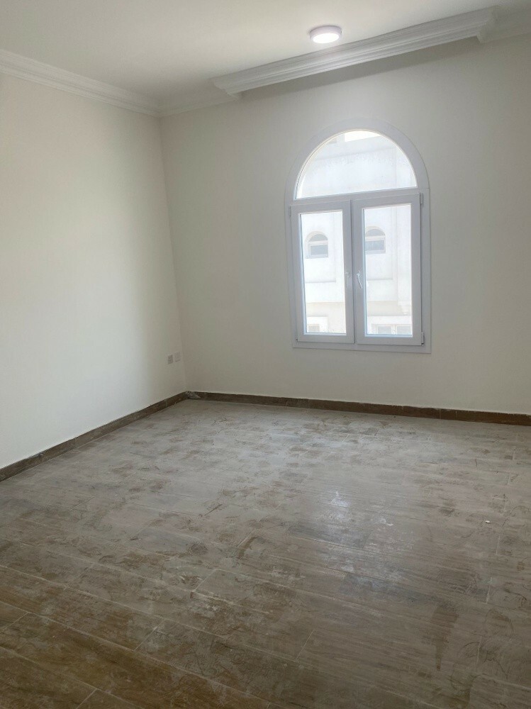 Villas for rent in Al-Marikh and - 14