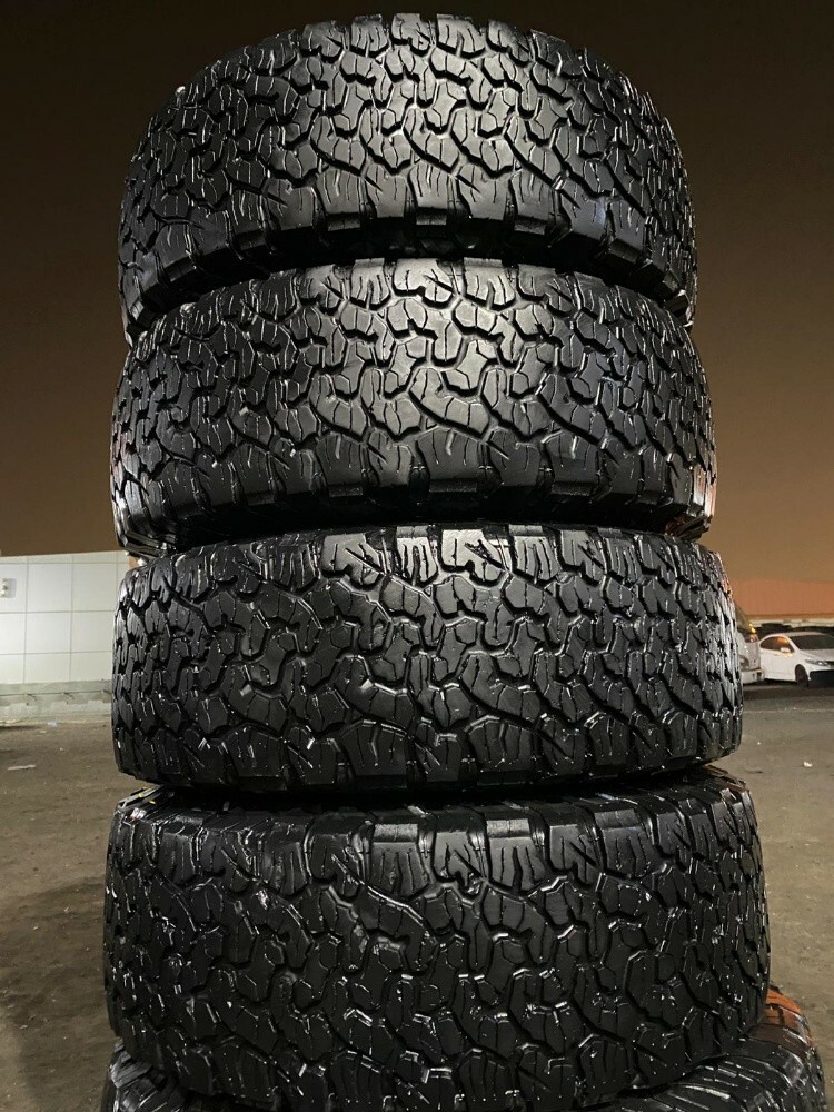 285/70/17 - 3