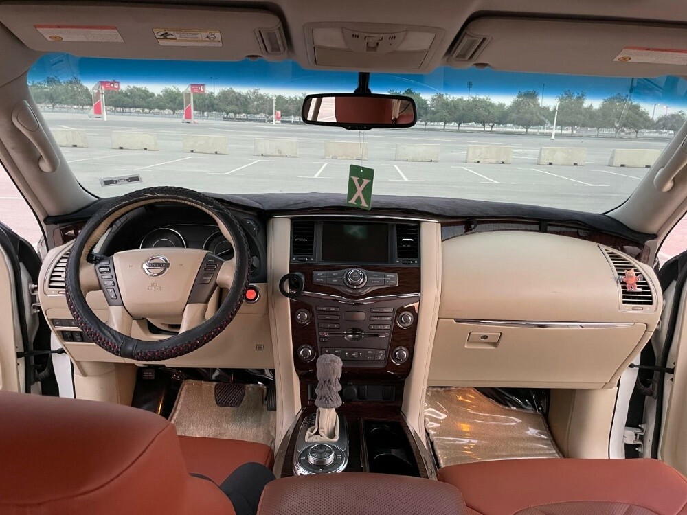 Nissan Patrol V8 LE  Top Modell - 12