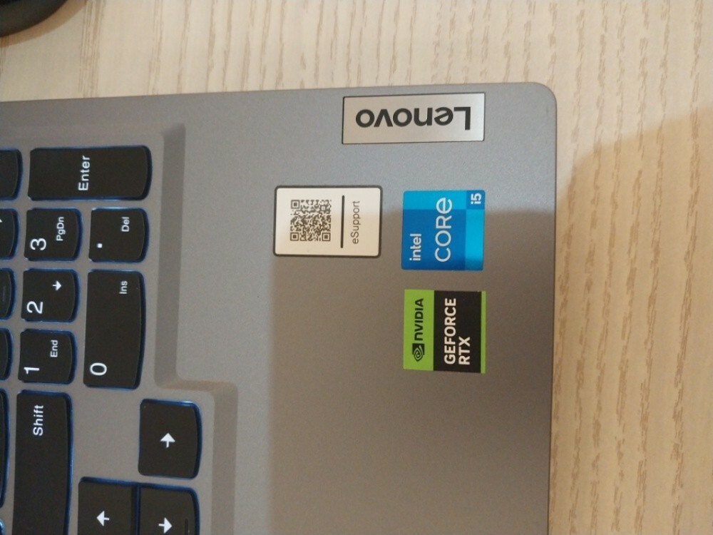 Laptop LOQ LENOVO - 3