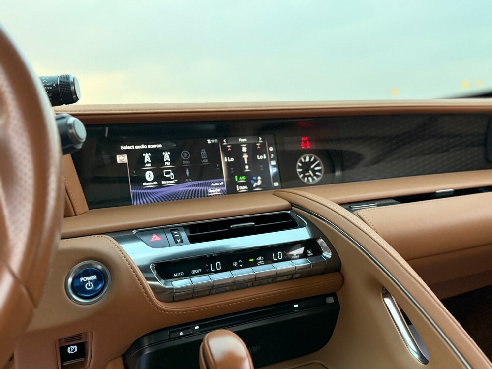 Lexus LC 500h hybrid — photo 9 for sale in Qatar