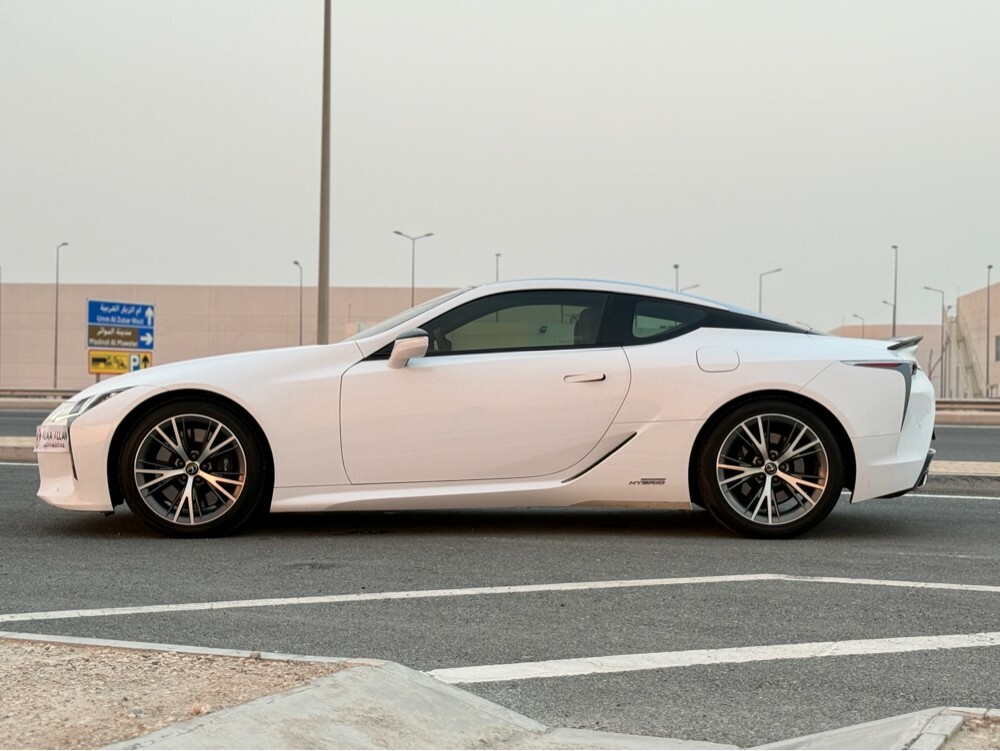 Lexus LC 500h hybrid — photo 12 for sale in Qatar